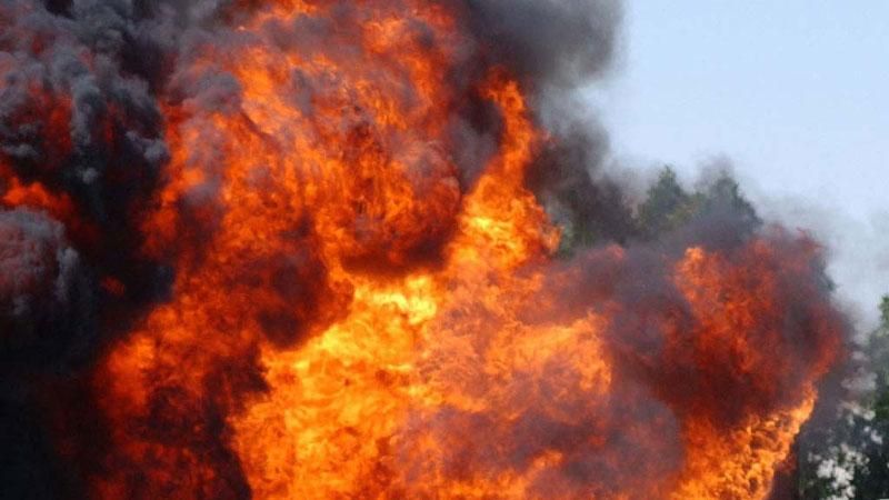 Пожежа під Києвом: стався великий вибух