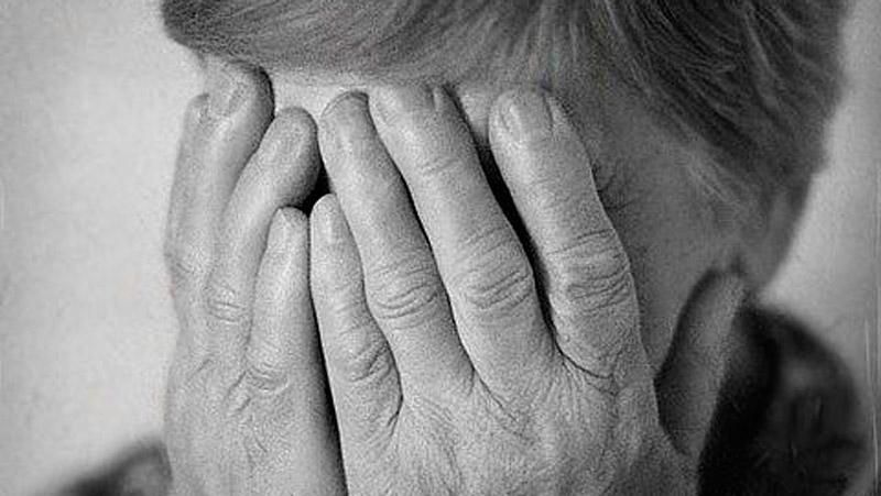 В Авдеевке задержали жестокую бабку-террористку В Авдеевке задержали жестокую бабку-террористку