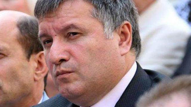 ТОП-новости: Новый губернатор Донецкой области, Порошенко в окопах, Аваков отчитается о пожаре