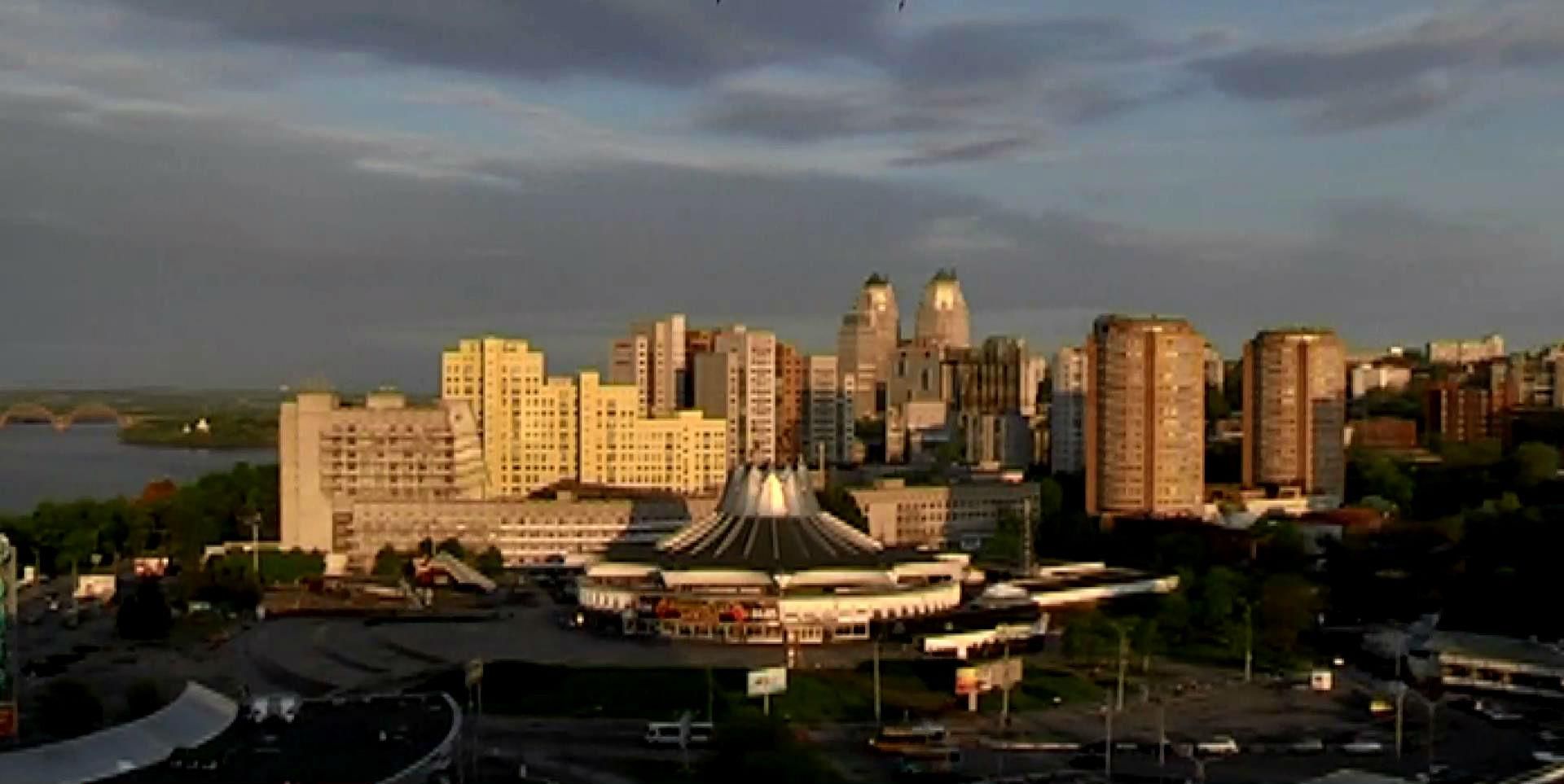 Над переселенцами издеваются в Днепропетровске Над переселенцами издеваются в Днепропетровске