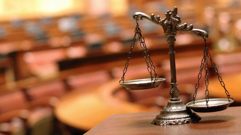 Судебная система продает свои услуги коррупционерам, — экономист