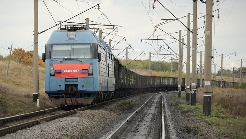 "Укрзализныця" работает в штатном режиме, несмотря на "рельсовую войну" "Укрзализныця" работает в штатном режиме, несмотря на "рельсовую войну"