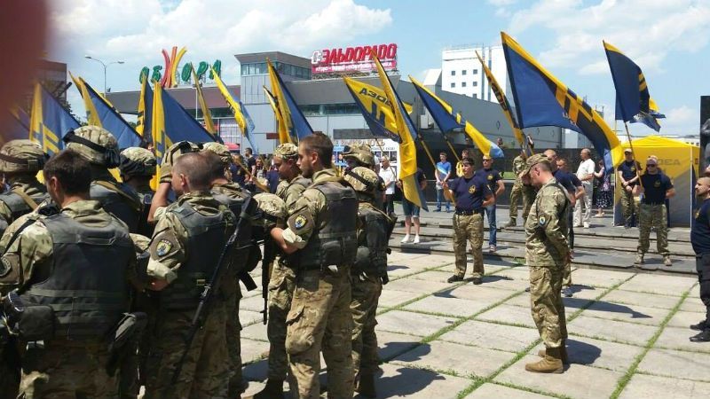 Вкрали "шматочок щастя". "Високі гості" залишили маріупольців без свята Вкрали "шматочок щастя". "Високі гості" залишили маріупольців без свята