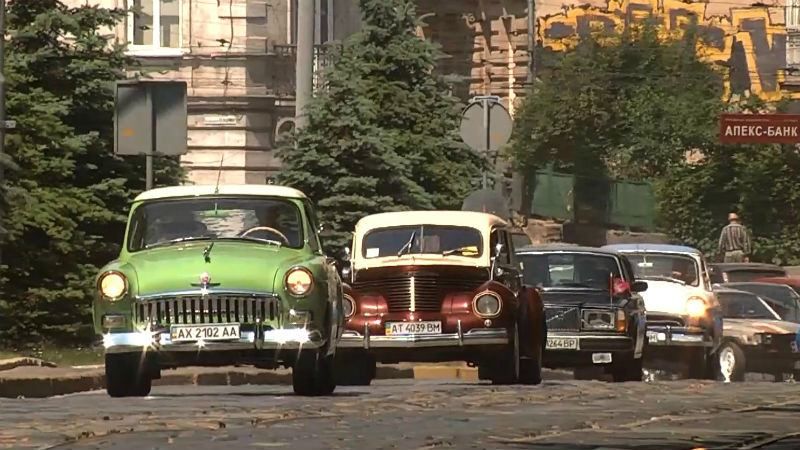У Львові відбулися перегони історичною трасою на ретро-автомобілях У Львові відбулися перегони історичною трасою на ретро-автомобілях