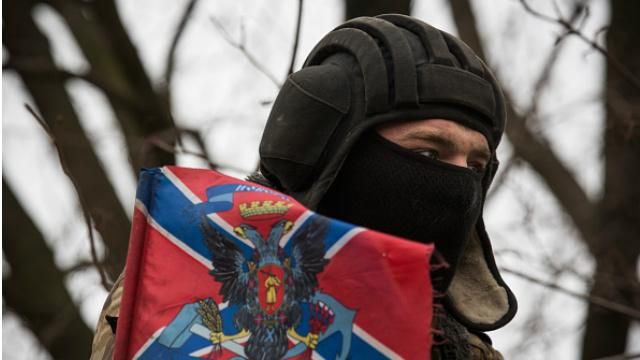 Бойовики почали обстріл на Луганщині з важкої артилерії Бойовики почали обстріл на Луганщині з важкої артилерії