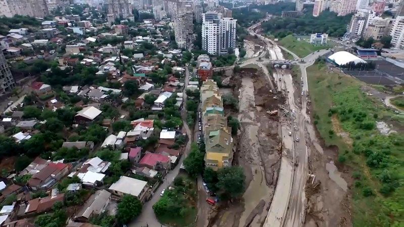 З'явилось відео масштабних руйнацій у Тбілісі з висоти пташиного польоту