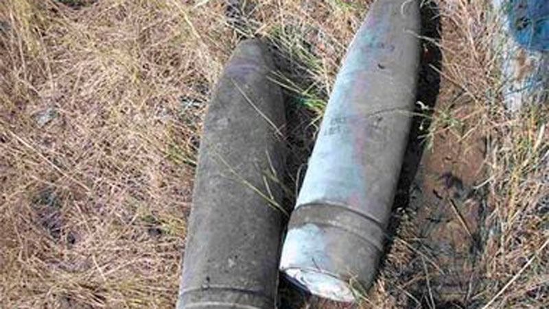 Військові підірвалися на фугасі в районі Пісків: є загиблі Військові підірвалися на фугасі в районі Пісків: є загиблі