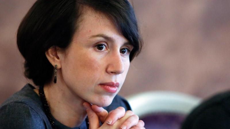 На Татьяну Черновол цинично напал помощник экс-регионала Онищенко На Татьяну Черновол цинично напал помощник экс-регионала Онищенко