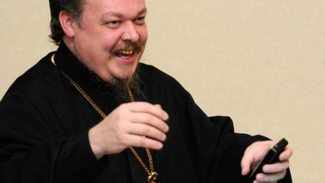 Російські священики моляться за війну, бо "комфортне життя шкодить суспільству"