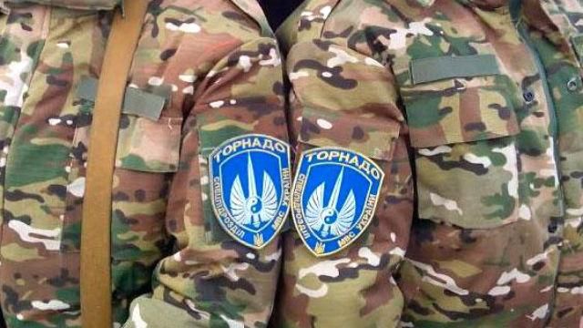 Серед забарикадованих "торнадівців" є не українці