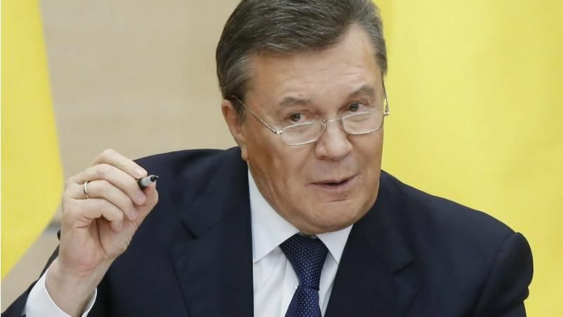 У Порошенко объяснили, зачем закон о Януковиче отправили в КС