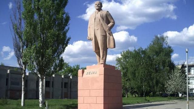 На Харківщині Ленін залишився без голови