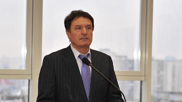 Председатель Апелляционного суда Киева прятал деньги в мантии во время обыска Председатель Апелляционного суда Киева прятал деньги в мантии во время обыска