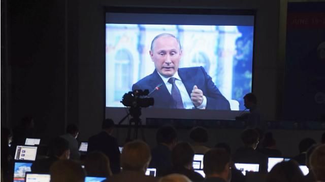 Путин верит в мифы, которые сам придумывает, — New York Times Путин верит в мифы, которые сам придумывает, — New York Times