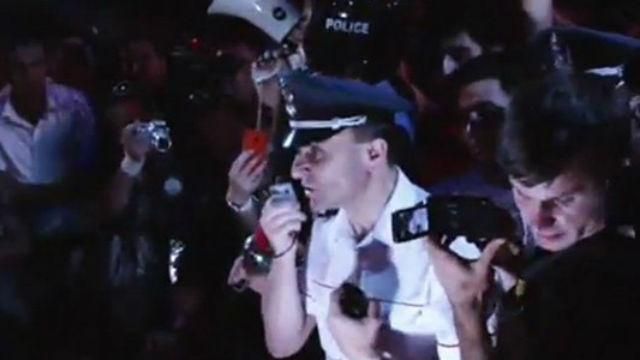 "Майдан" у Вірменії. Поліцейські перейшли на бік активістів "Майдан" у Вірменії. Поліцейські перейшли на бік активістів