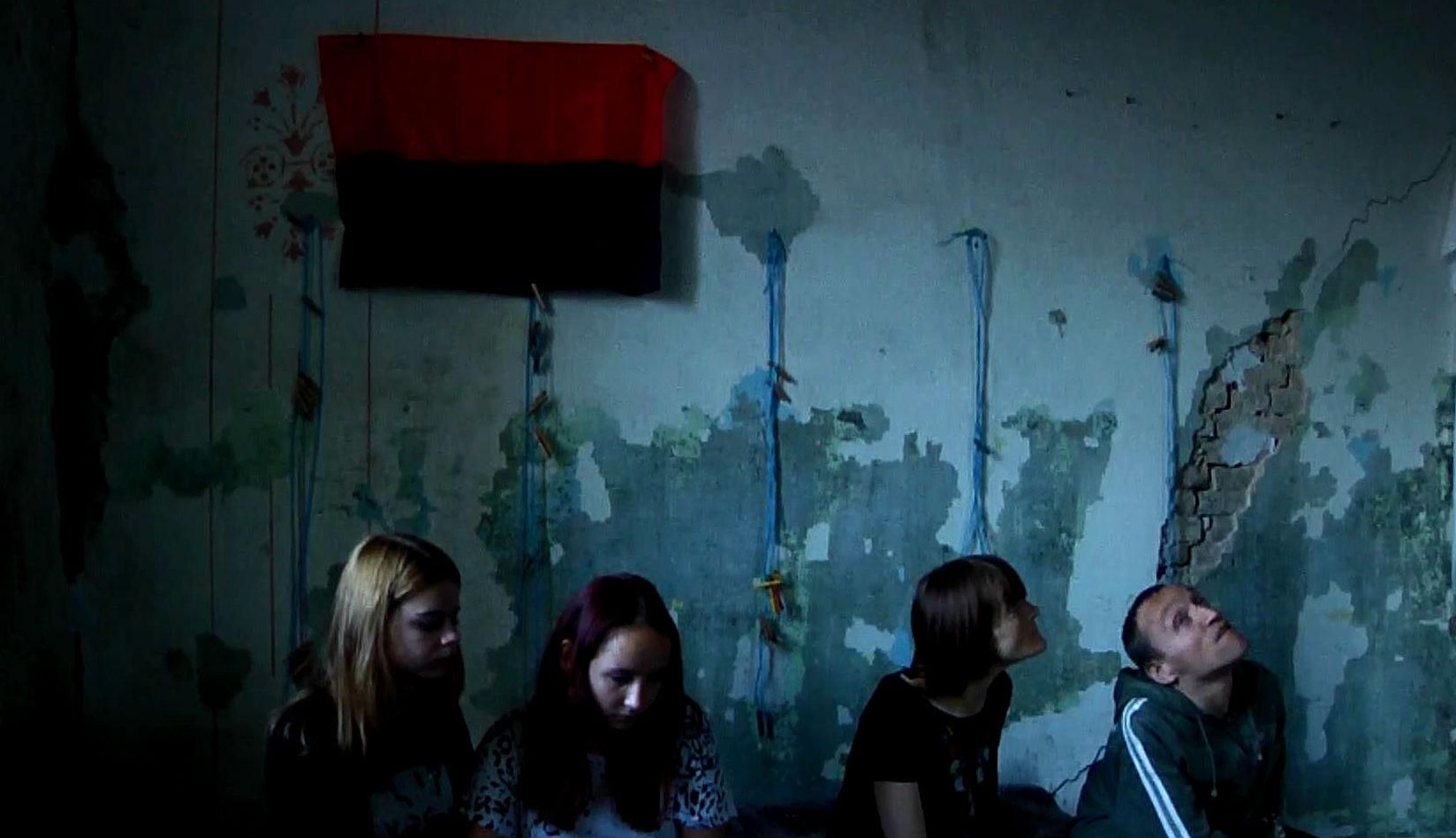 Луцкие активисты воссоздали события расстрела узников в 1941 году Луцкие активисты воссоздали события расстрела узников в 1941 году