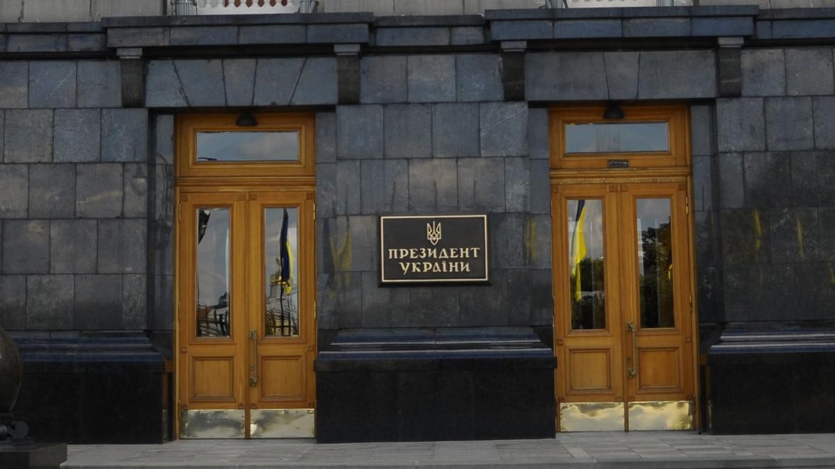 У Порошенка розповіли, яка зброя потрібна Україні У Порошенка розповіли, яка зброя потрібна Україні