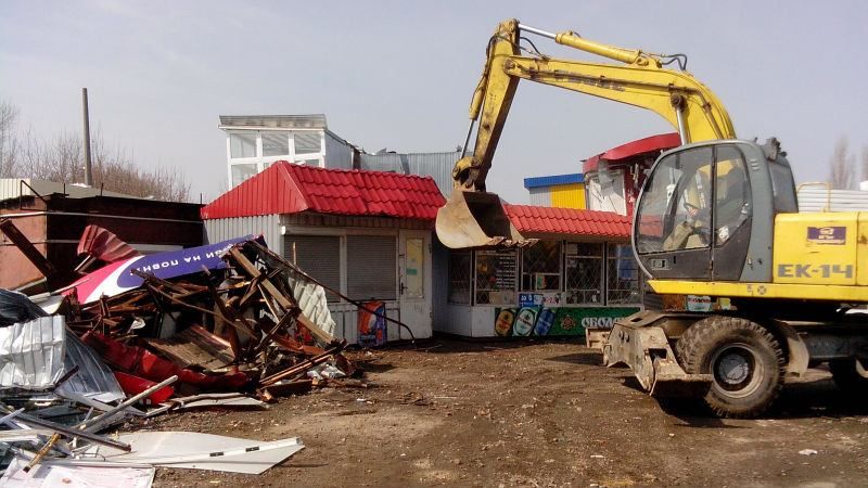 Життя за МАФ: жінка мало не вчинила суїцид через демонтаж її кіоску Життя за МАФ: жінка мало не вчинила суїцид через демонтаж її кіоску