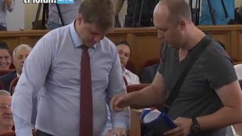 Харківських депутатів мобілізовують прямо на засіданні