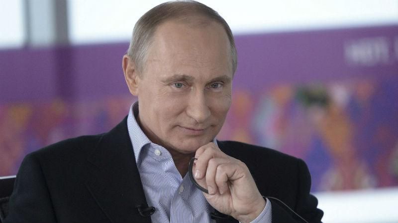 Стадия обожания. Рейтинг Путина достиг рекордного максимума Стадия обожания. Рейтинг Путина достиг рекордного максимума