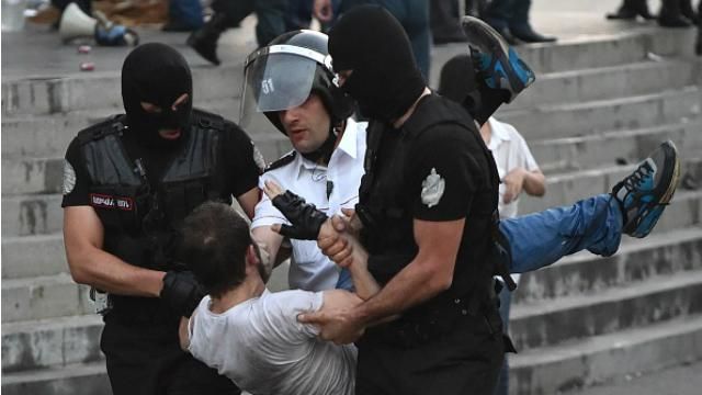 Чим закінчиться "Майдан" у Вірменії? 