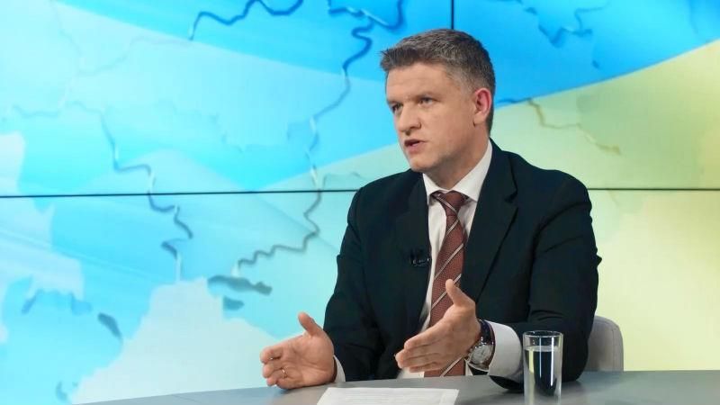 Порошенко зможе розпускати місцеві ради лише за окремих умов Порошенко зможе розпускати місцеві ради лише за окремих умов