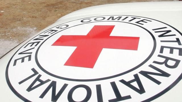 Боевики обстреляли гуманитарный конвой Красного Креста