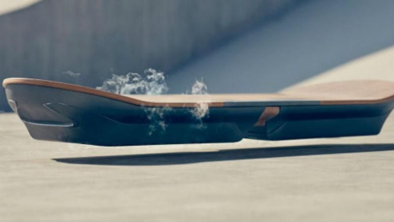 Lexus воплотили в реальность летающий борд из фильма "Назад в будущее" Lexus воплотили в реальность летающий борд из фильма "Назад в будущее"