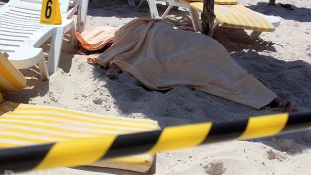 В Тунисе уже 37 погибших. Пострадавшей украинке сделали операцию