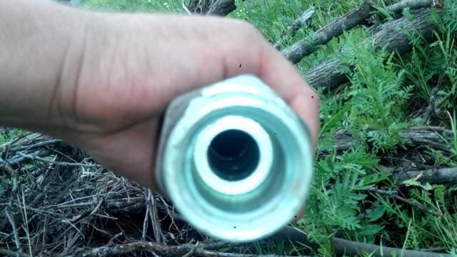 Прикордонники знайшли підпільний нафтопровід з Росії Прикордонники знайшли підпільний нафтопровід з Росії