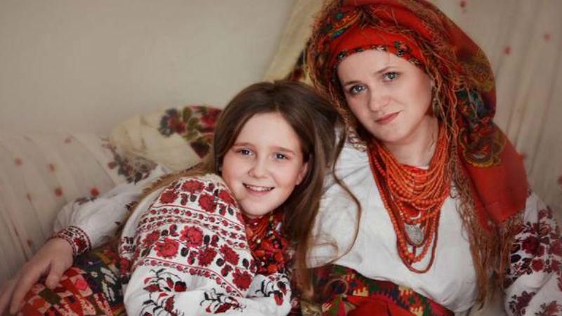 Ті, хто чекають. Зворушлива фотосесія жінок та матерів бійців АТО Ті, хто чекають. Зворушлива фотосесія жінок та матерів бійців АТО