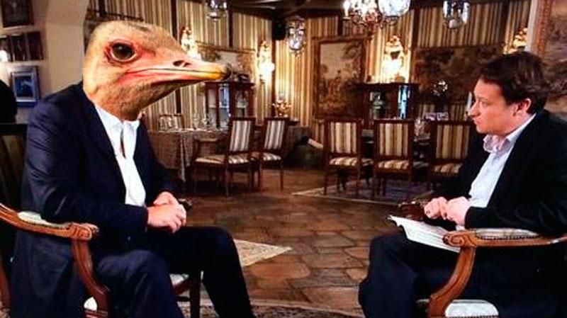 Найсмішніші фотожаби тижня: Янукович і страуси, Путін у водах Сочі