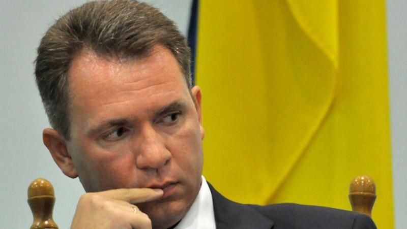 Порошенко нагородив чиновника Януковича: реакція соцмереж