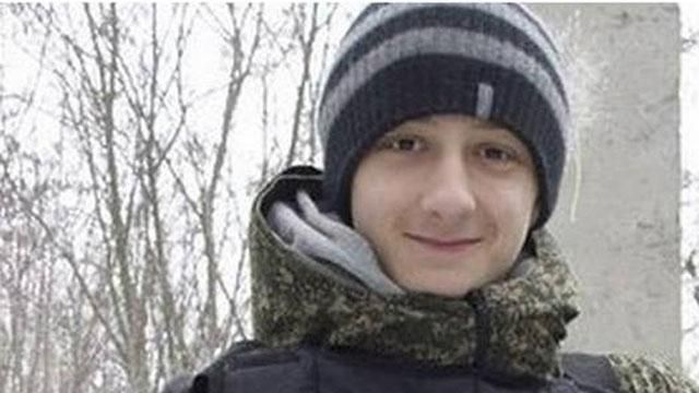 Среди террористов отряда Гиви воюет 14-летний снайпер Среди террористов отряда Гиви воюет 14-летний снайпер