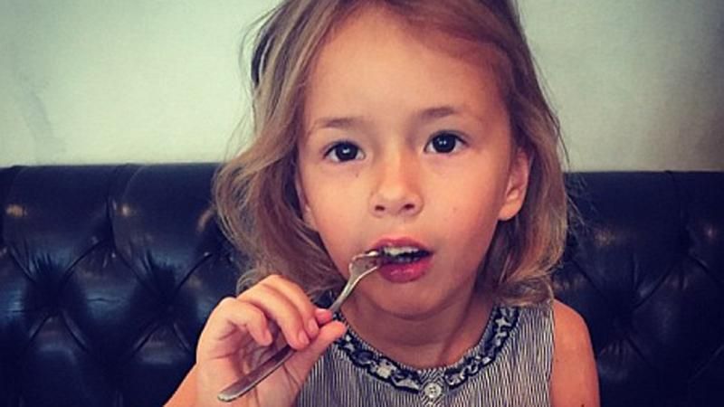 Ефросинина показала внучку Ющенко, которую ее мама вывезла в США Ефросинина показала внучку Ющенко, которую ее мама вывезла в США