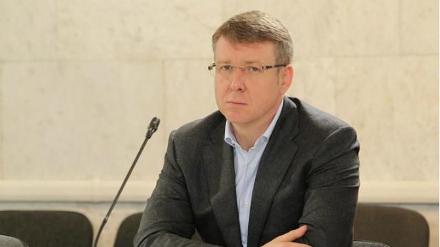 Глава "Єврокару" Олег Боярин намагається ухилитися від сплати 200 мільйонів за кредитами, — ЗМІ