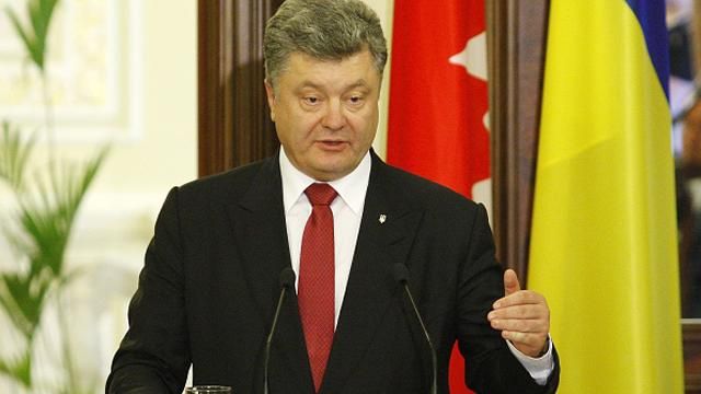 Порошенко назвал условия для восстановления Донбасса