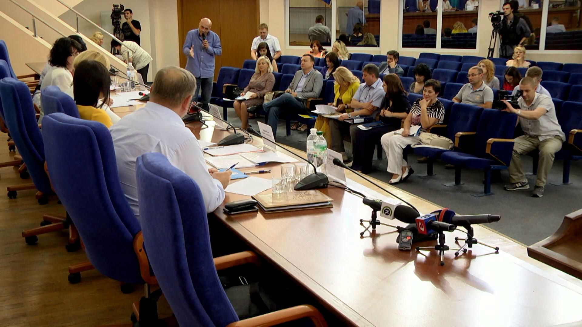 Податкова вводить режим онлайн-спілкування Податкова вводить режим онлайн-спілкування