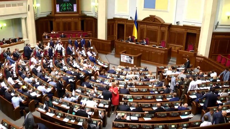 День у Раді: чому депутати не звільнили скандального міністра