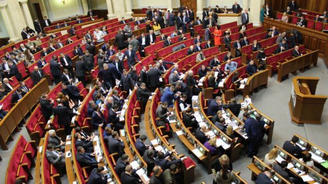 Нардепы не смогут отозвать свои голоса за реструктуризацию кредитов Нардепы не смогут отозвать свои голоса за реструктуризацию кредитов