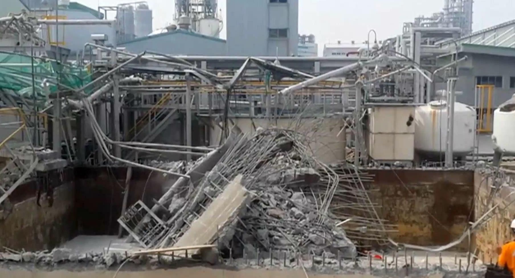 У Південній Кореї на хімзаводі стався вибух, є жертви У Південній Кореї на хімзаводі стався вибух, є жертви