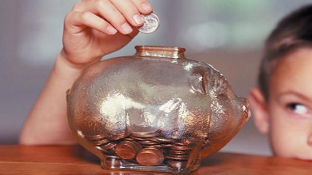 Українці почали більше економити: результати опитування Українці почали більше економити: результати опитування