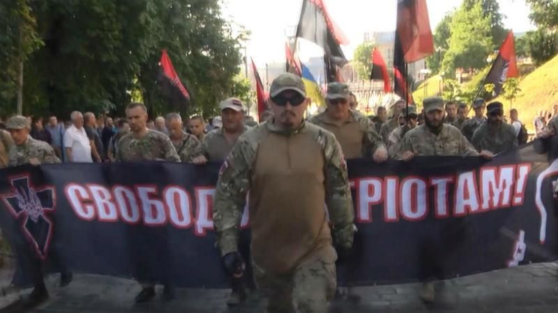 Найцікавіше за тиждень: скандальні закони, ліквідація ДАІ на Миколаївщині, нова поліція Києва Найцікавіше за тиждень: скандальні закони, ліквідація ДАІ на Миколаївщині, нова поліція Києва