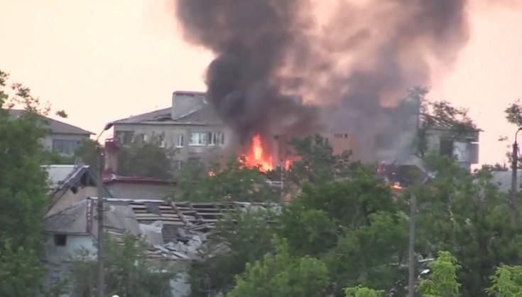 Терористи вдарили запалювальними мінами по Пісках Терористи вдарили запалювальними мінами по Пісках