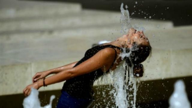 Пекельна спека в Україні. Повітря прогріється до 37 градусів Пекельна спека в Україні. Повітря прогріється до 37 градусів