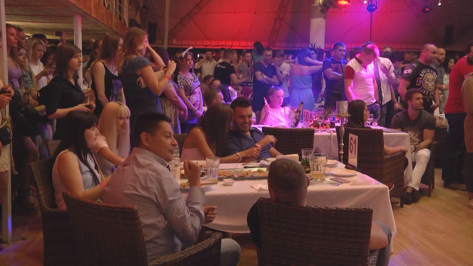 В Києві прогриміла друга в цьому році вечірка "Пляжний бум" від Люкс ФМ В Києві прогриміла друга в цьому році вечірка "Пляжний бум" від Люкс ФМ