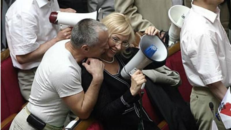 Найпалкіші поцілунки у Верховній Раді Найпалкіші поцілунки у Верховній Раді