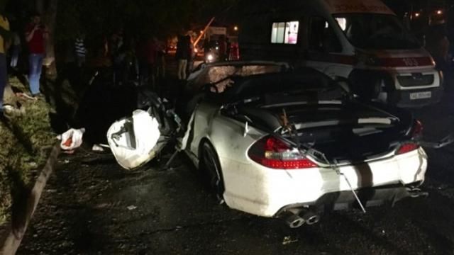 Сын днепропетровского богача устроил смертельное ДТП Сын днепропетровского богача устроил смертельное ДТП