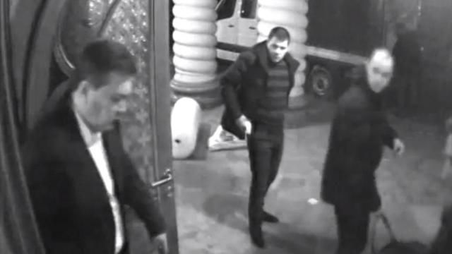 Росія виставила Україні борг за секретні рейси, в яких вивозили майно Януковича Росія виставила Україні борг за секретні рейси, в яких вивозили майно Януковича