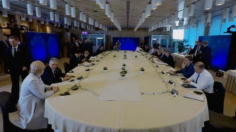 Очільники країн ЄС вирішують долю Греції Очільники країн ЄС вирішують долю Греції